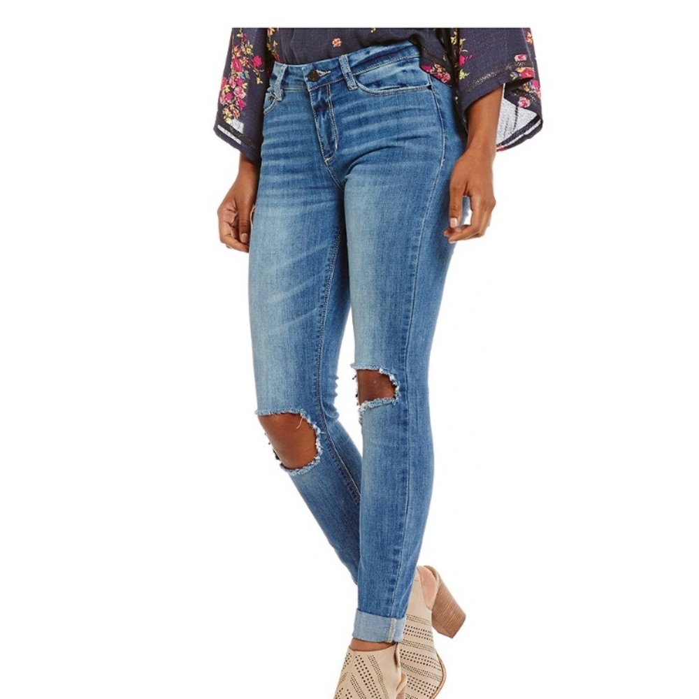 Ban jara destructed rolled ankle skinny jeans